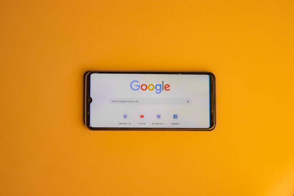 Do scrolling homepage videos affect SEO?